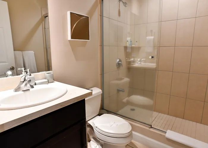 Breeze Private Hotel 4*